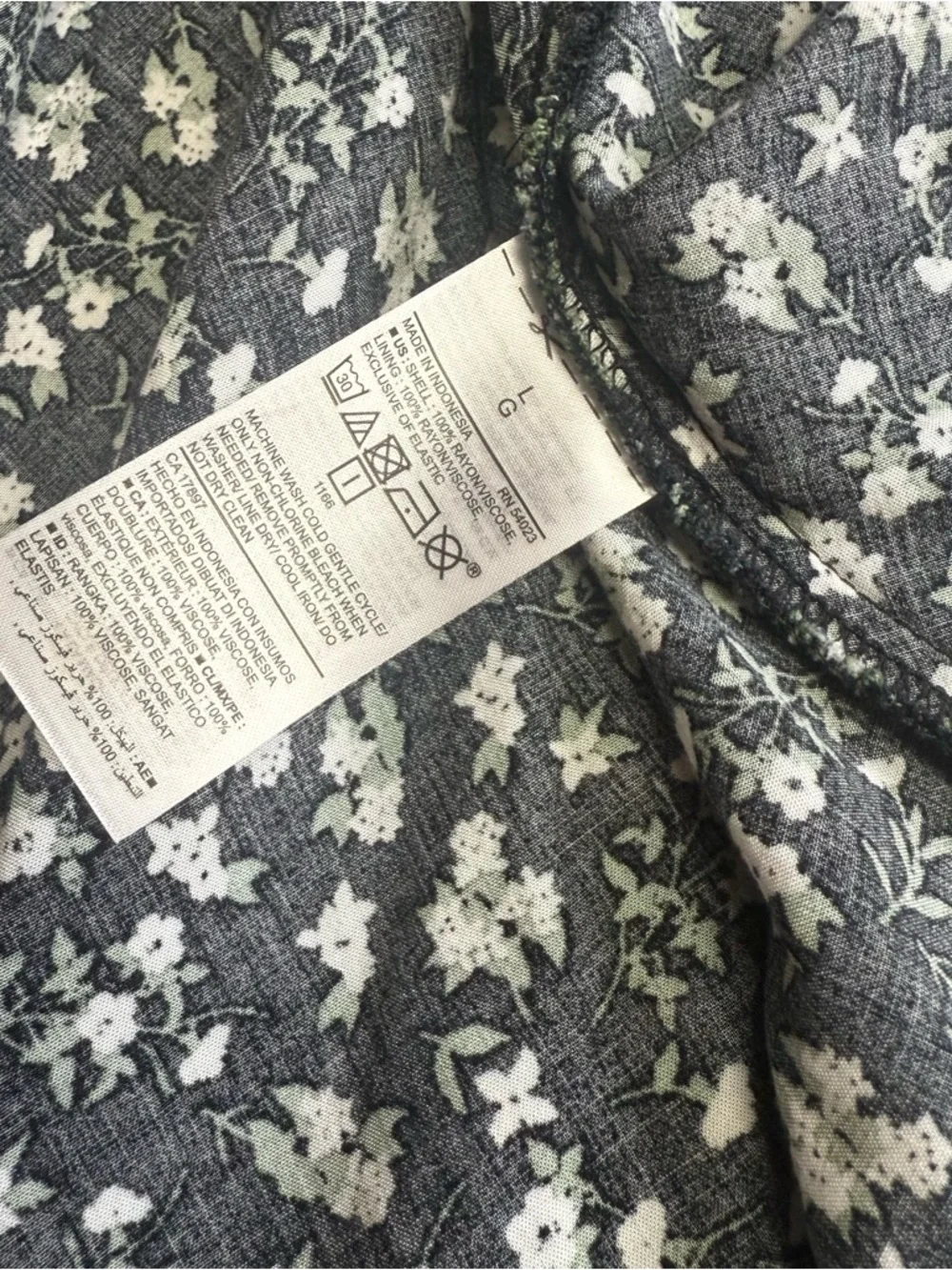 Floral Spaghetti Strap Dress in Black and White green flowers size L old navy - Picture 10 of 11